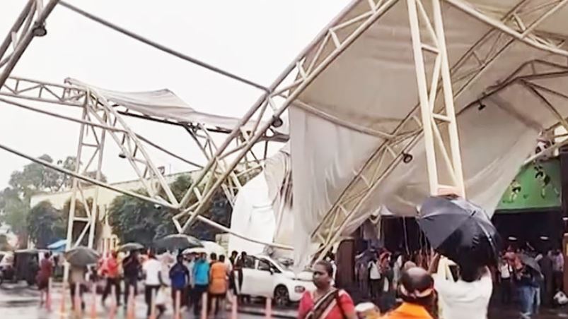Newly Constructed Shed Collapses at Rourkela Railway Station, Vehicles Damaged